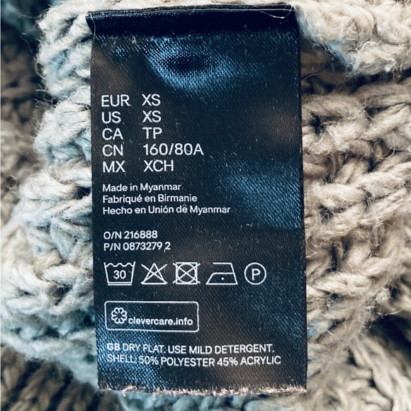 Chunky Sage Green Boxy Sweater Size XS Polyester/Acrylic/Wool H&M Warm Cosy - Picture 5 of 5